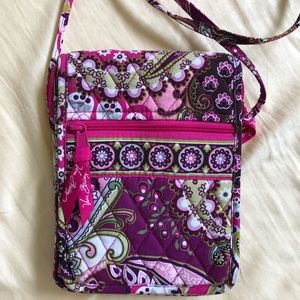 Very Berry Paisley Vera Bradley Crossbody purse
